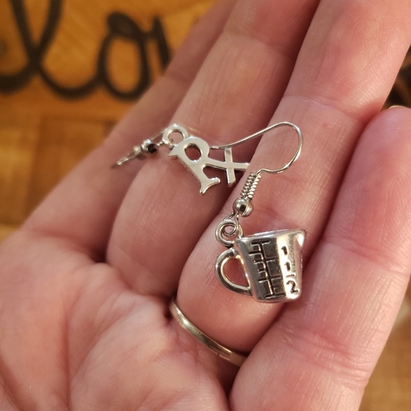 Medical Health Field Science Earrings ~Nurse~Pharmacy~Tech~CNA~RN~LPN~PhD~Rx - Picture 5 of 9